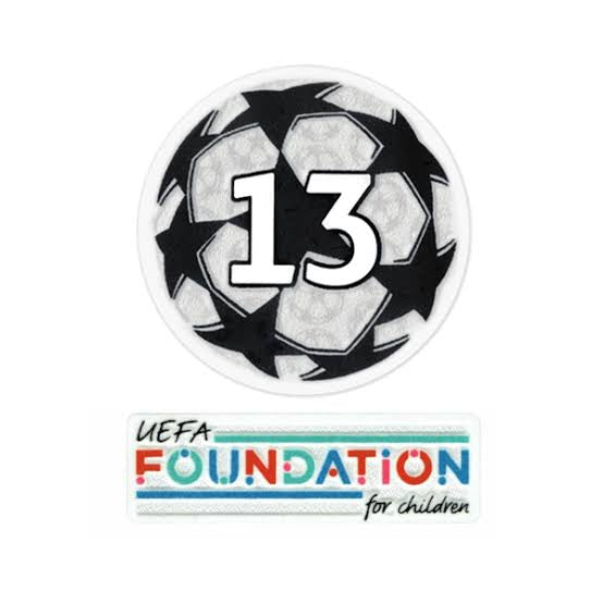 21-22 UCL Starball 13 volte vincitore + set di toppe UEFA Foundation (Real Madrid)