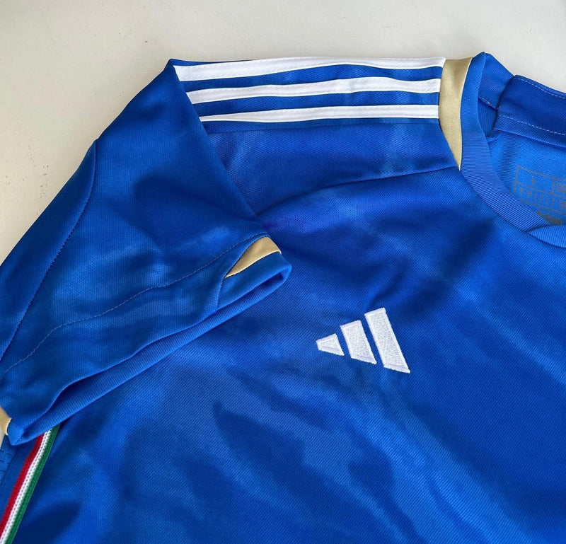 Maglia Italia Home 2023-2024 incl. Set di toppe della Nations League